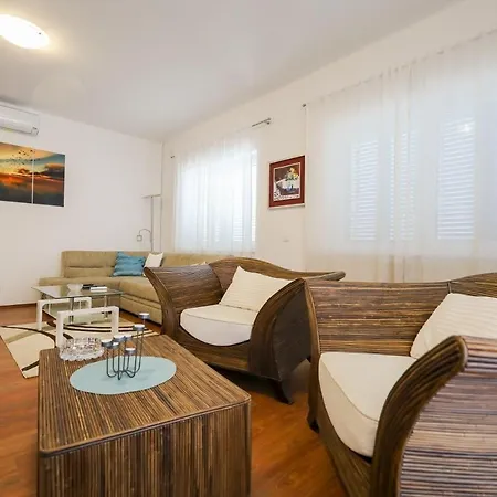 Holiday In Ist/insel 39389 Vakantiehuis Ist