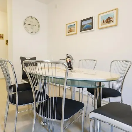 Сasa de vacaciones Holiday In Ist/insel 39389 Ist